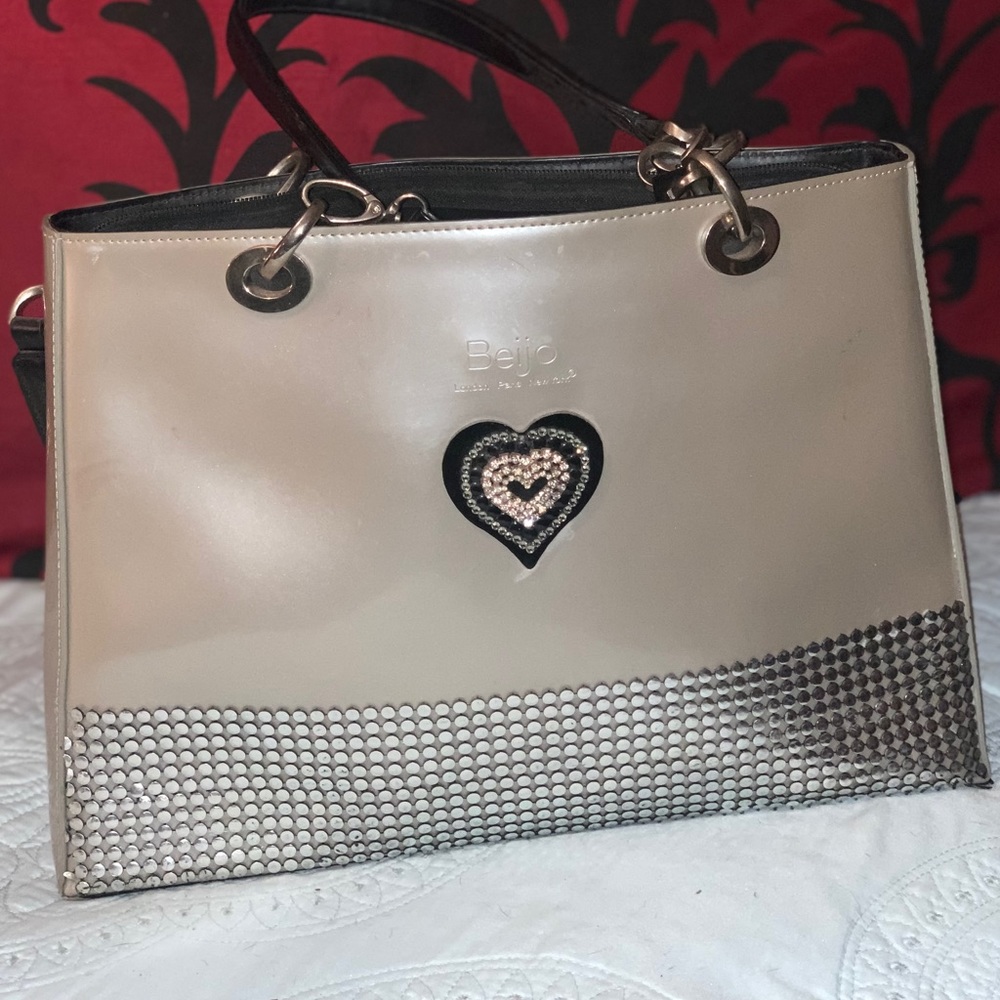 Beijo purse